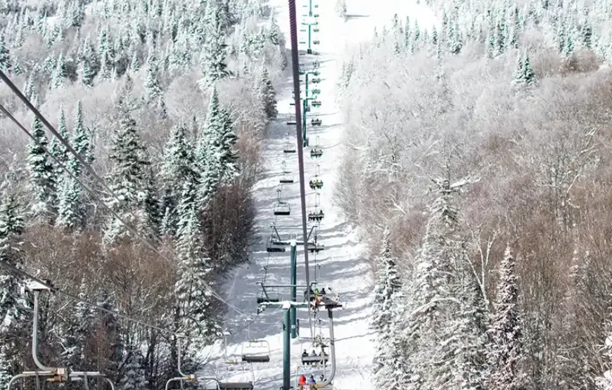 2-Day RV-Motorhome Tour from Toronto to Mont-Tremblant