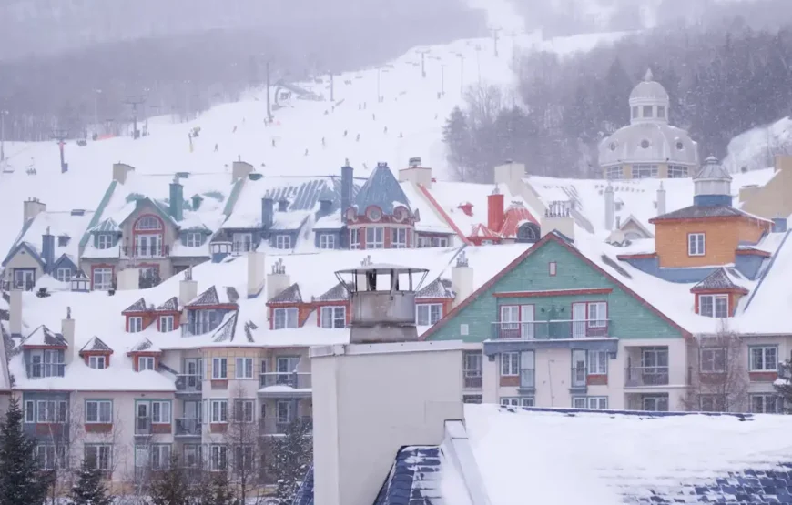 2-Day RV-Motorhome Tour from Toronto to Mont-Tremblant