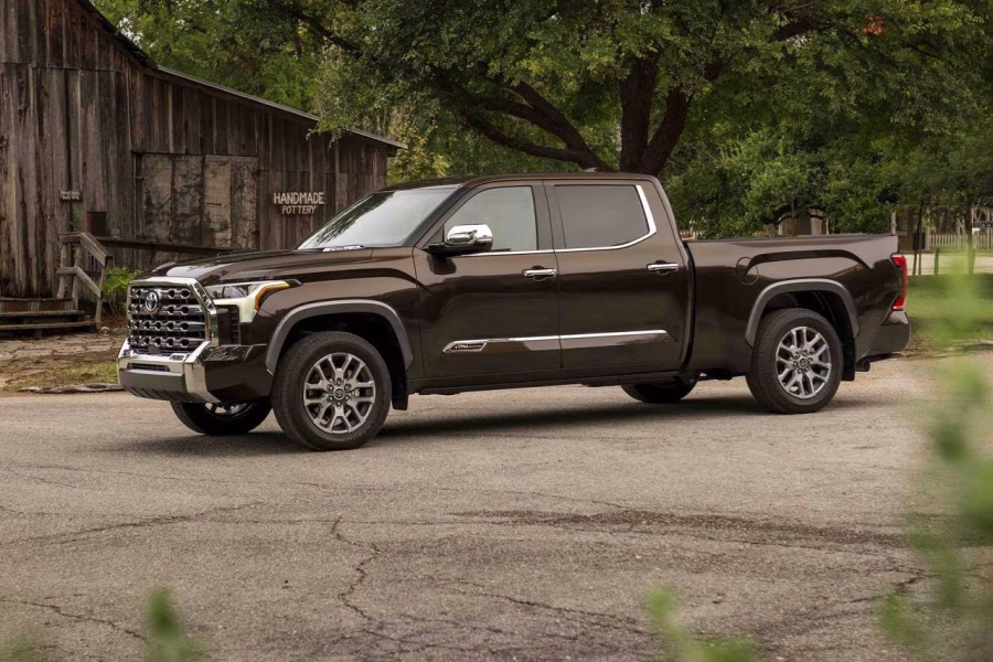 Toyota Tundra 2024