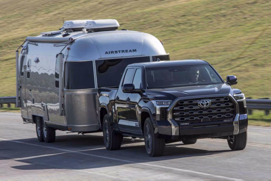 Toyota Tundra 2024