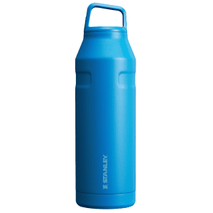 Stanley - Canada, IceFlow(TM) AeroLight(TM) Bottle with Cap and Carry+ Lid &verbar; 50 oz / 1.47 L