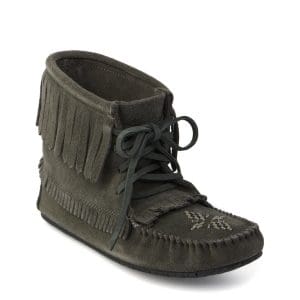 Manitobah Mukluks, Harvester