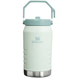 Stanley - Canada, The IceFlow Flip Straw Jug | 64 OZ | 1.9 L