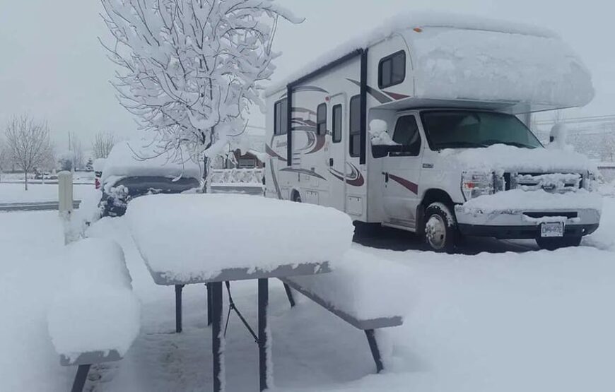 Winter Wonderland: Snow Tubing RV-Motorhome Tour
