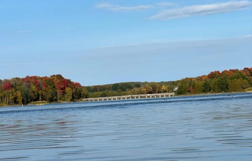 Kayaking tour on Island Lake from Toronto on RV – Motorhome