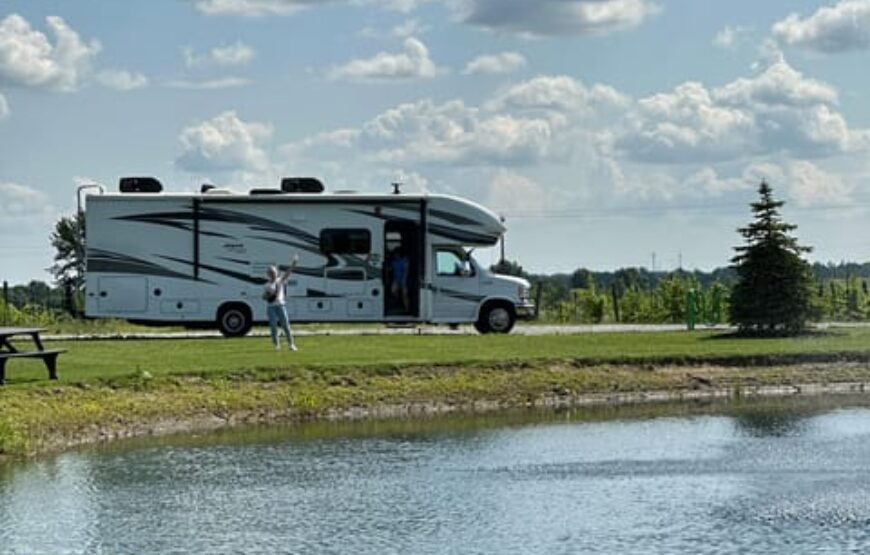 Niagara Falls Wine Tour from Toronto on RV – Motorhome