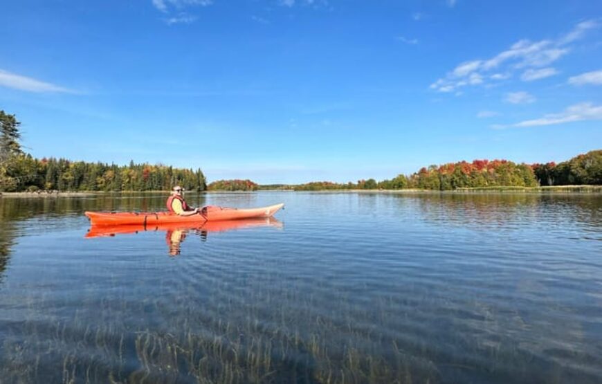 Kayaking tour on Island Lake from Toronto on RV – Motorhome