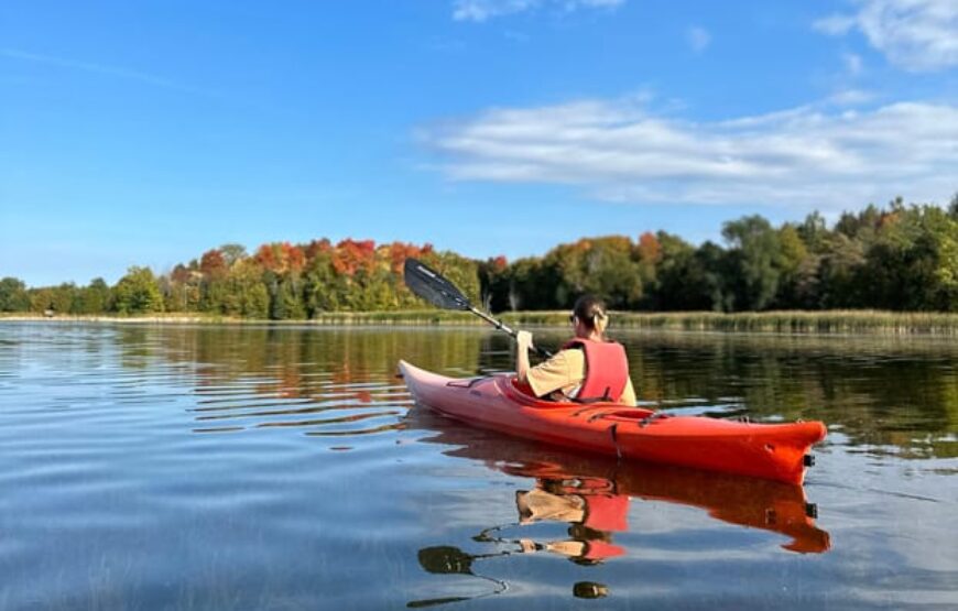 Kayaking tour on Island Lake from Toronto on RV – Motorhome