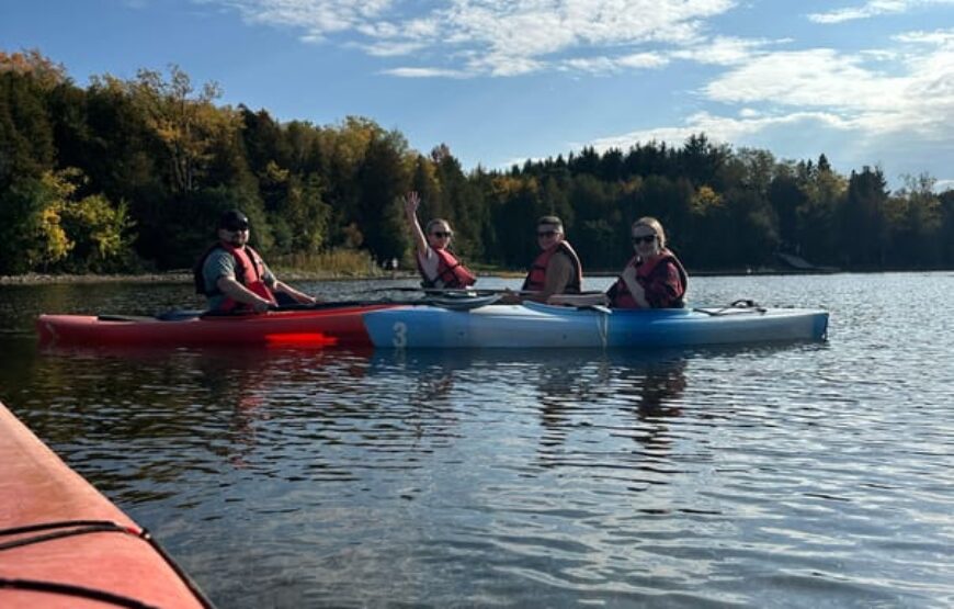 Kayaking tour on Island Lake from Toronto on RV – Motorhome