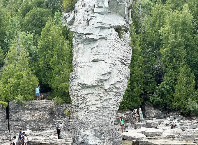 Tour on Flowerpot Island from Toronto RV-Motorhome Tour