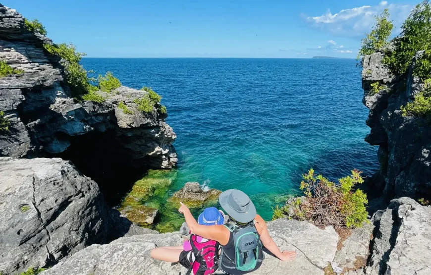 Hiking Tour on The Grotto from Toronto RV-Motorhome Tour