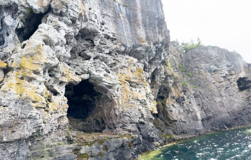 Tour on Flowerpot Island from Toronto RV-Motorhome Tour