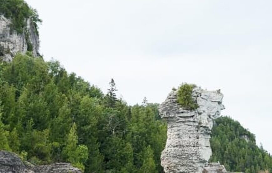 Tour on Flowerpot Island from Toronto RV-Motorhome Tour