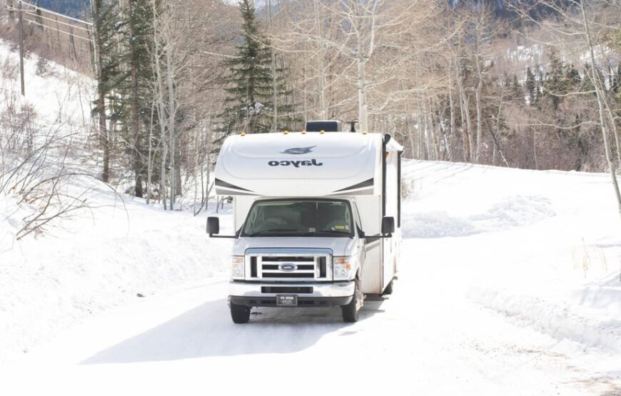 Winter Hike & Cozy Escape: Scenic Trails RV-Motorhome Tour