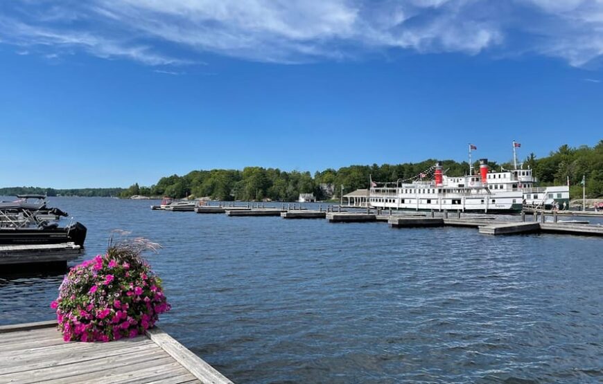 Toronto to Muskoka 1-Day Scenic RV-Motorhome Tour